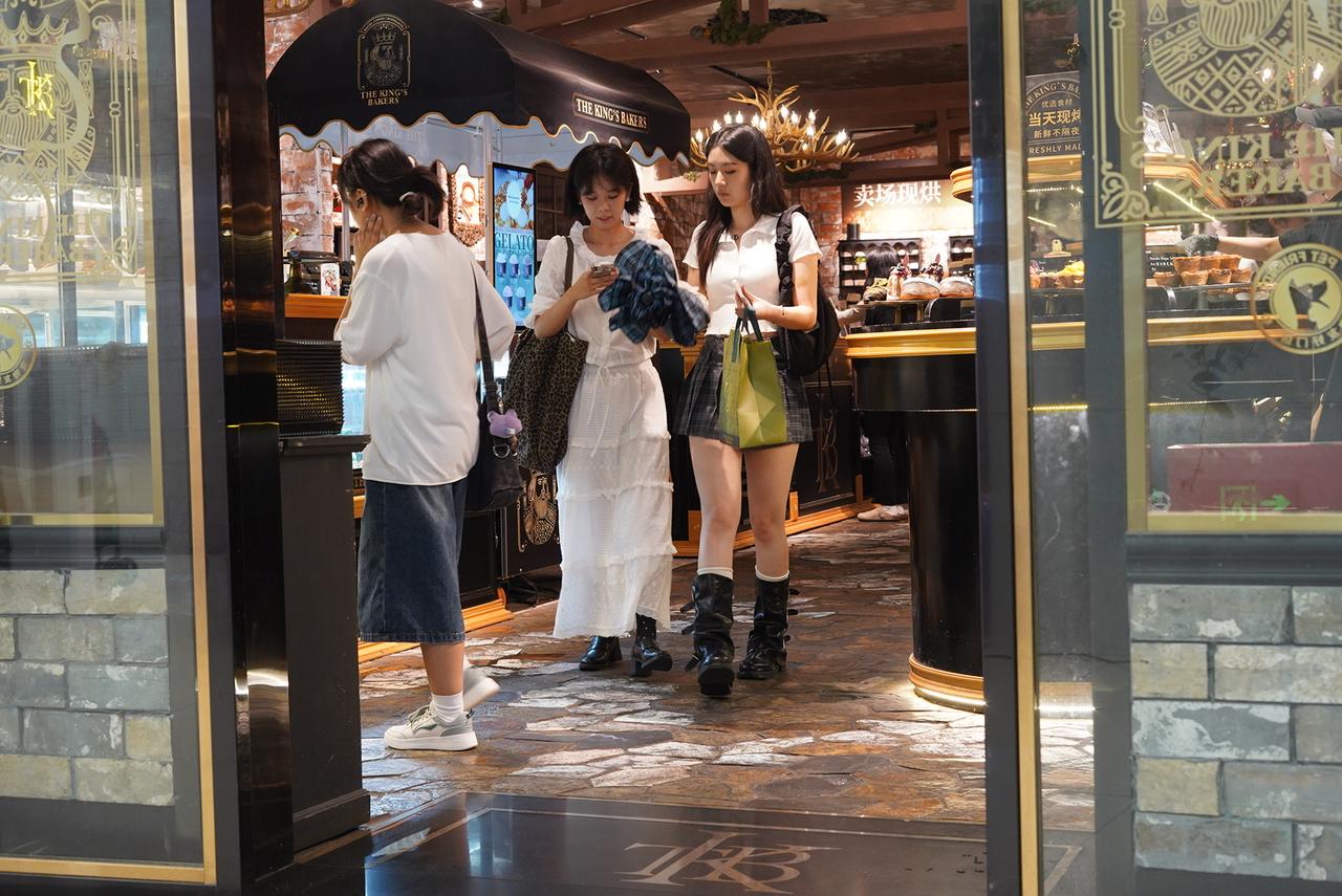 为什么蛋糕店里基本上都是女生比较多？