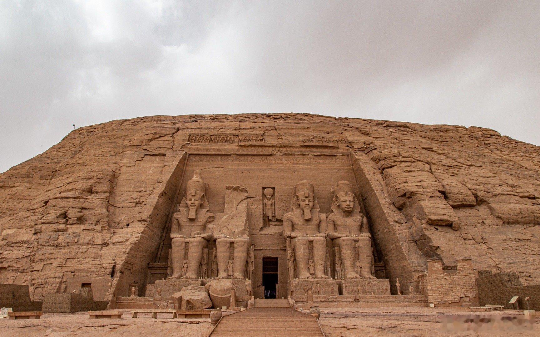Abu Simbel 阿布辛贝，属于世界遗产爱好者的朝圣之旅。拉美西斯二世可以把