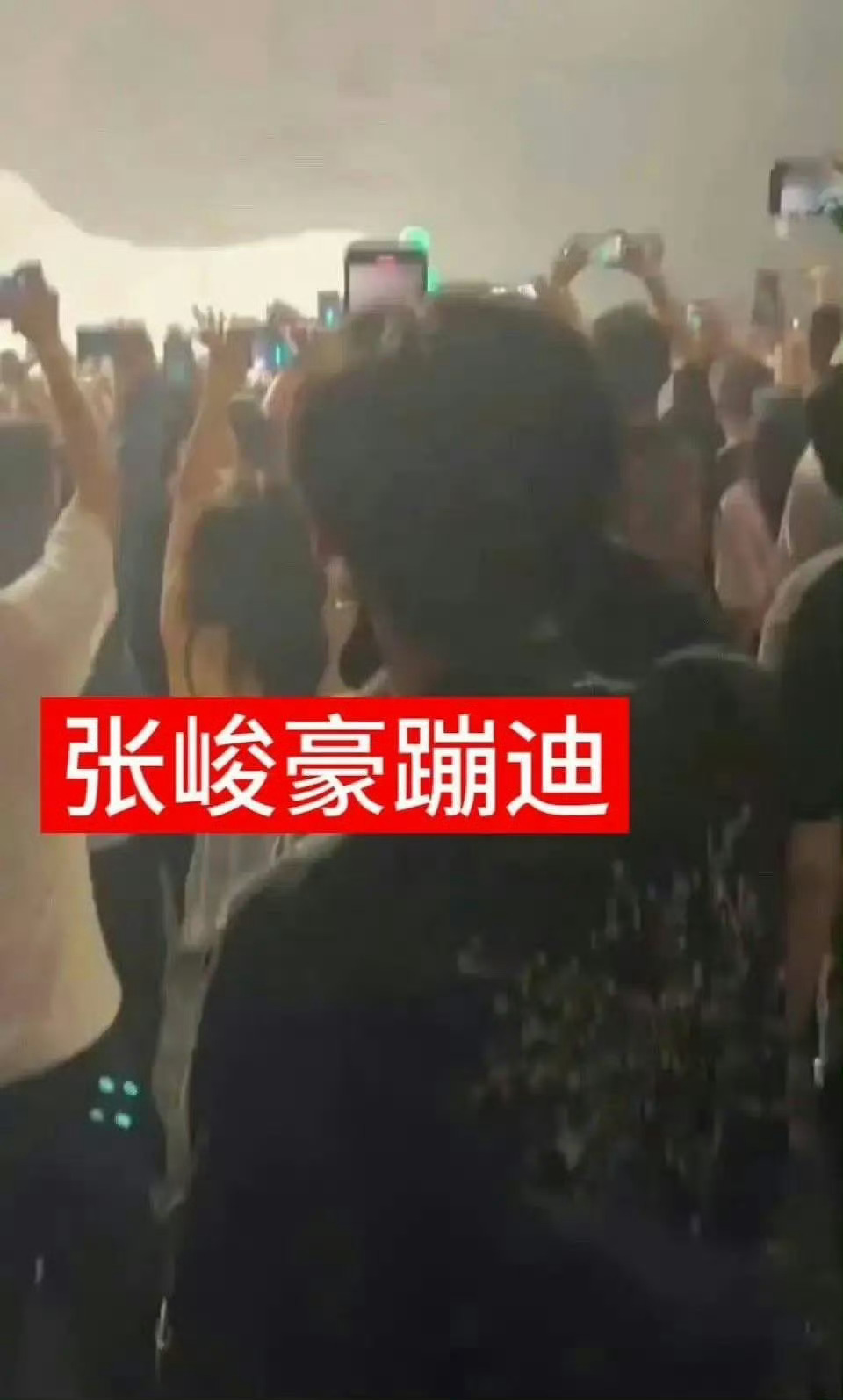 豪丞 张峻豪 千帆过后，要学会坚强，学会忍耐，学会从容；顺境时，多一份思索，逆境