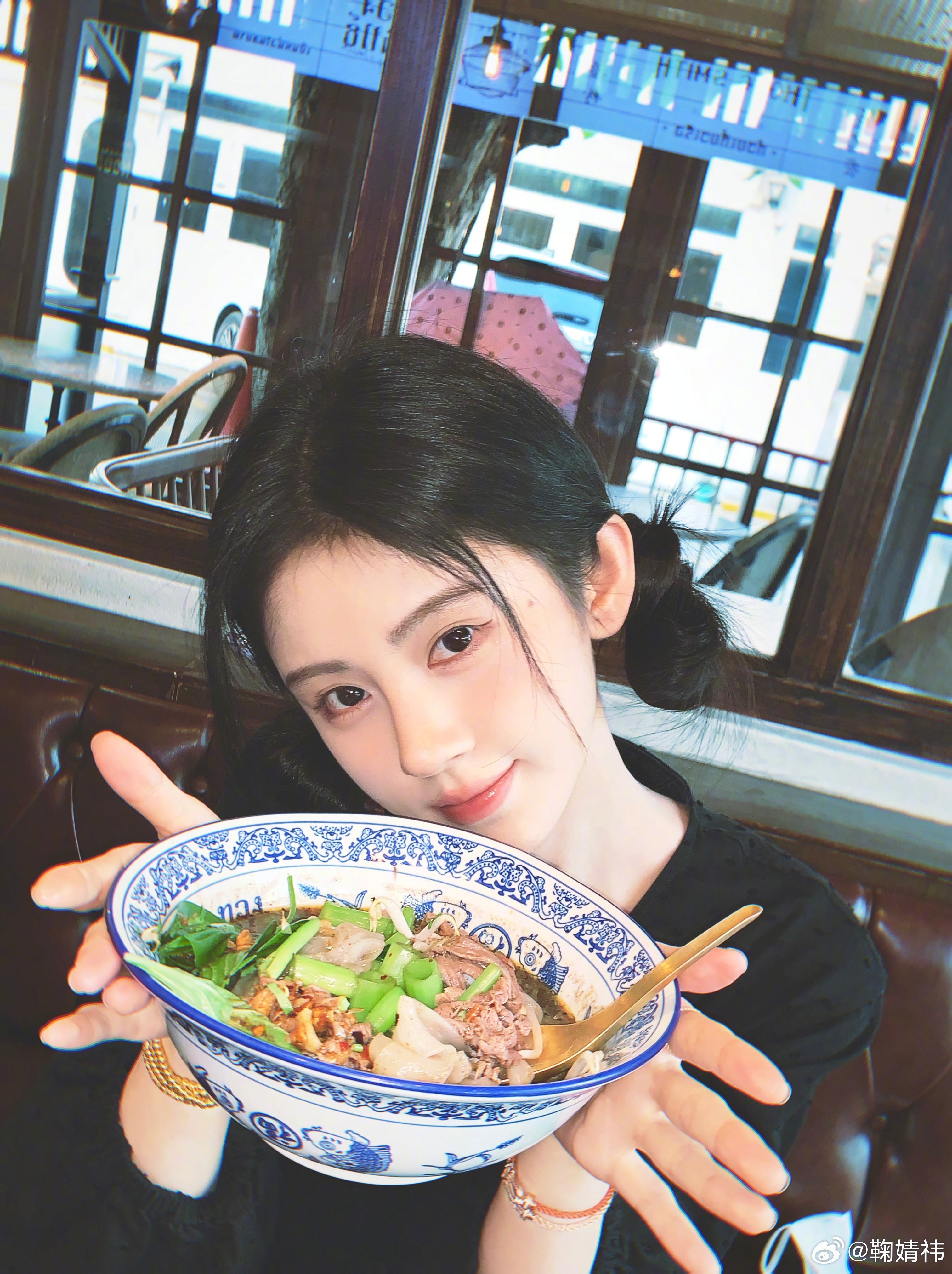 鞠婧祎爱泡饭，我爱鞠婧祎💙鞠婧祎爱吃白开水泡饭