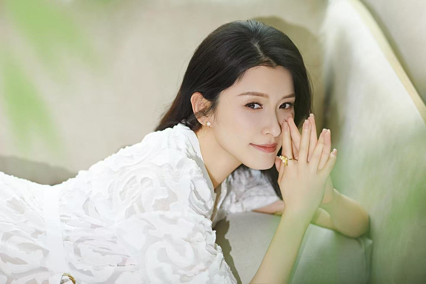 原来123木头人是徐洁儿作词作曲 张韶涵当军师，徐洁儿当选手，两人一聊就聊出个惊