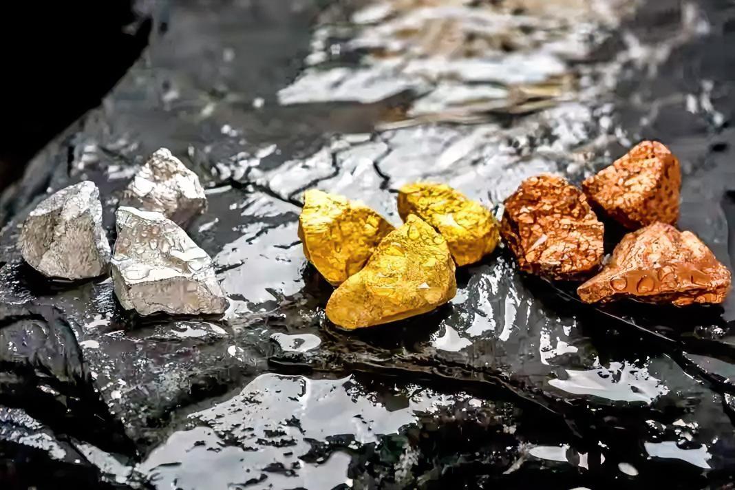 日专家妄言中国会“求着”修复关系？中方反制重拳砸下，日本两头落空！
 
日本专家