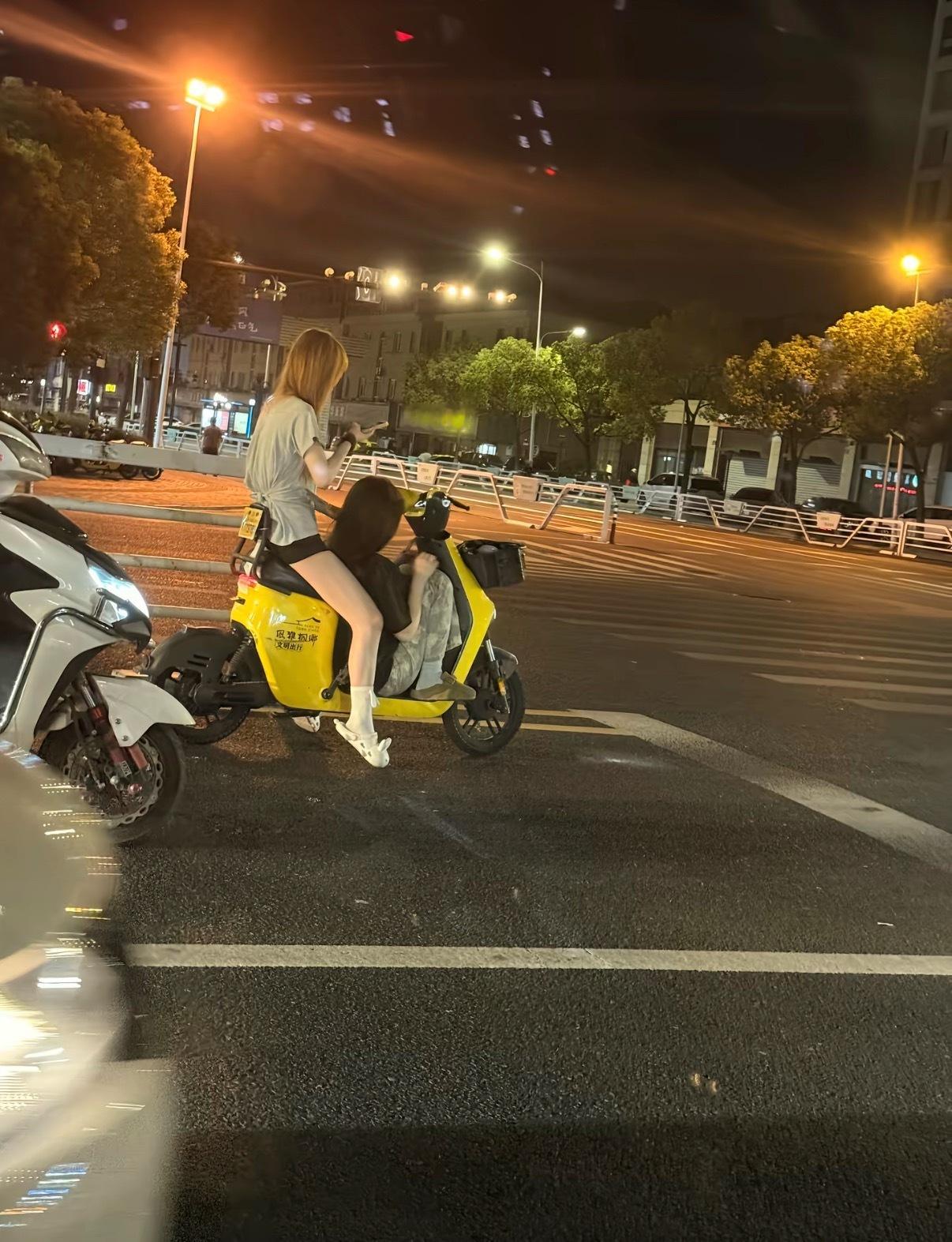 共享电动车🛵 ​​​