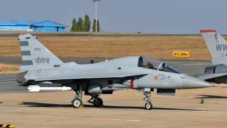 印度的光辉战机不是被三哥吹上了天吗？怎样表演时就机毁人亡了呢？