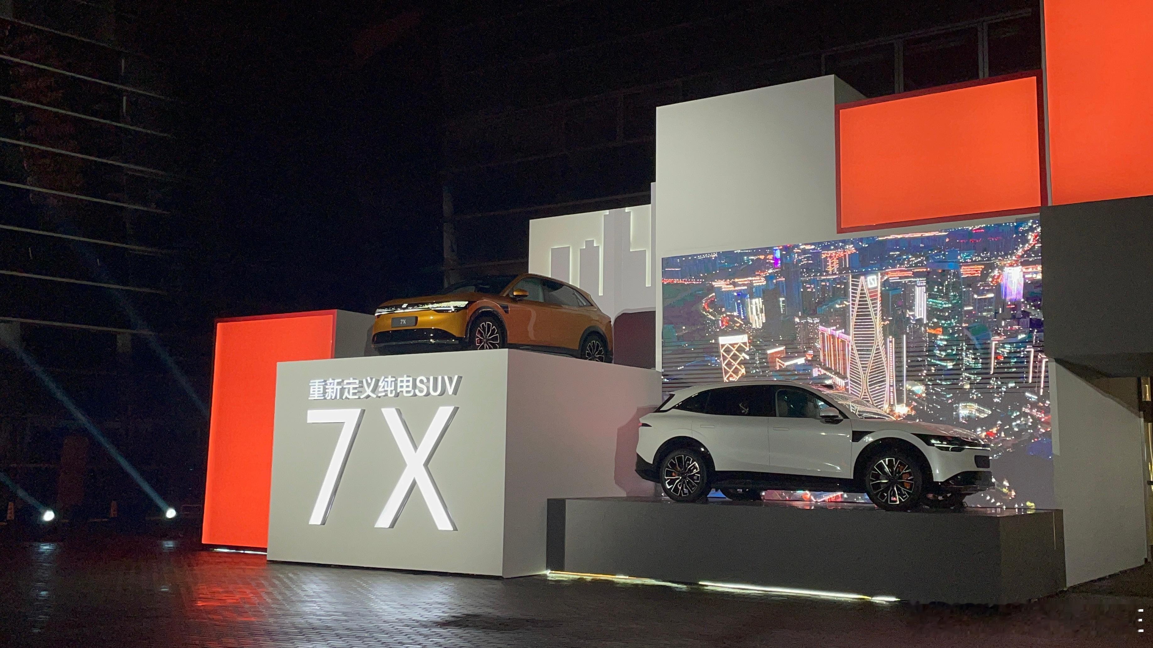 极氪7 X比气某Y，香不香？为什么总觉得这车可以看到一部分沃尔沃影子呢？#极氪7