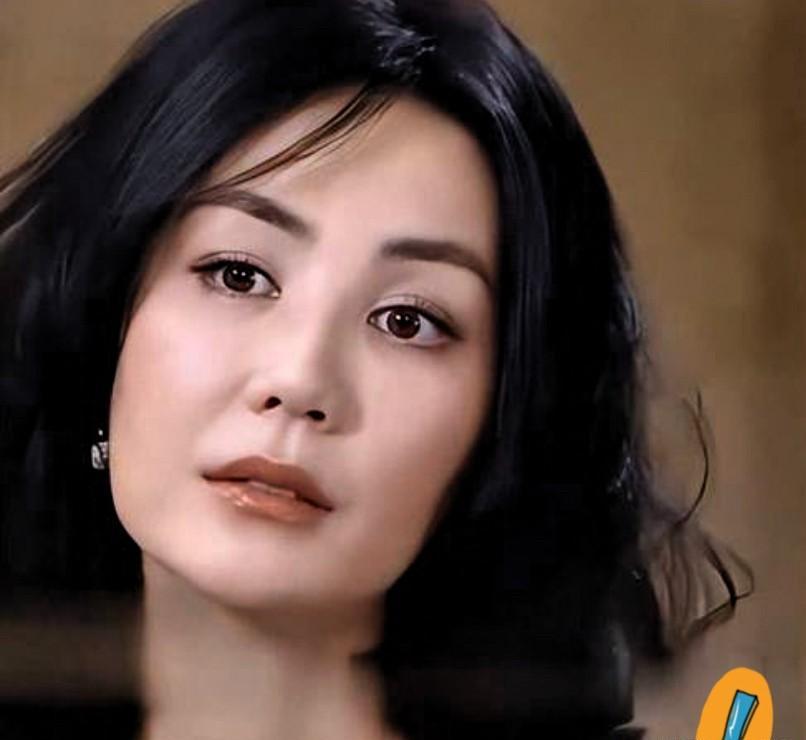 王菲这二十年，打了多少“公益作秀”论者的脸。
最初只是为女儿，后来撑起了一片天。