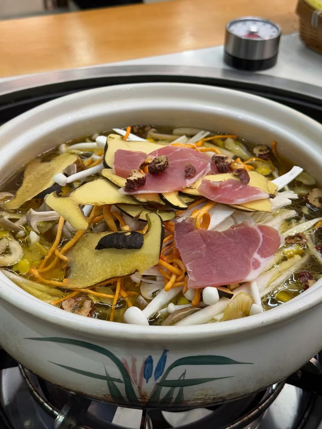 普通生活，自由快乐 