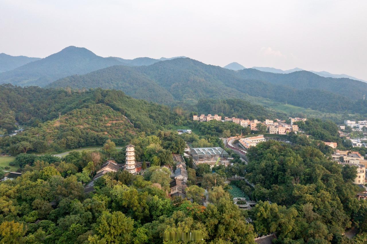 云浮：广东最年轻的地级市
云浮，坐落于广东省中西部、西江之滨，1994年4月正式
