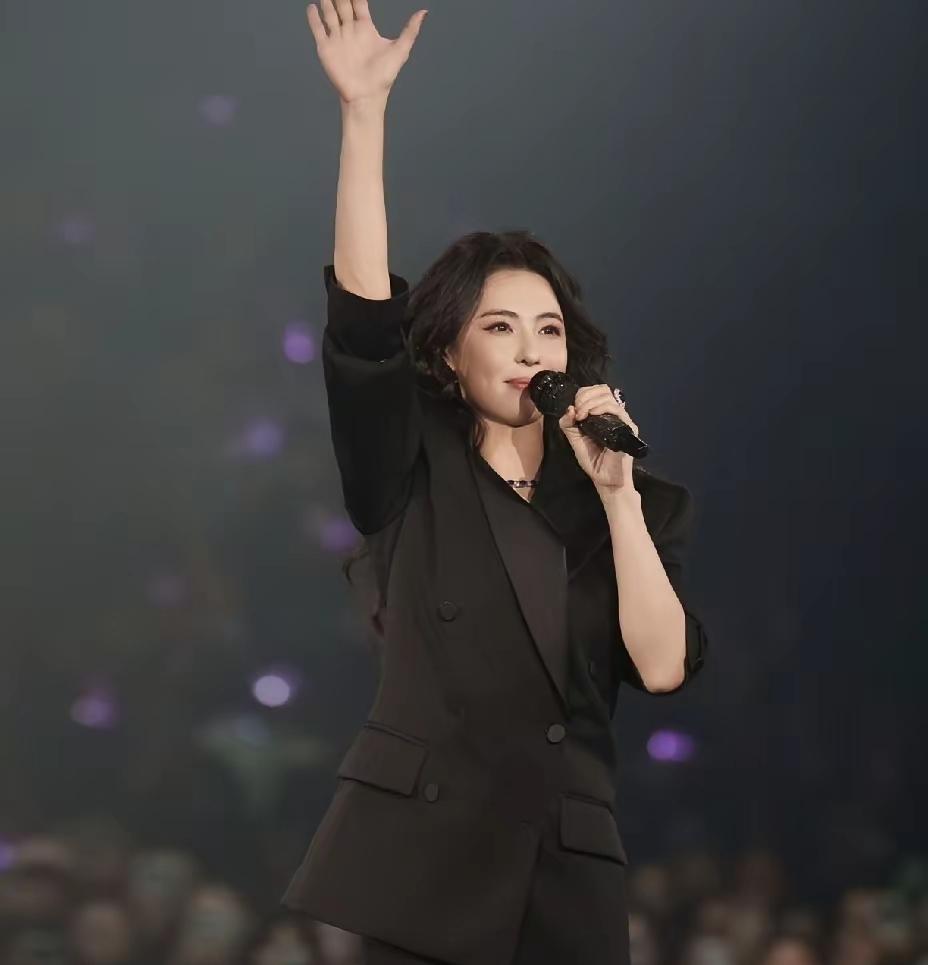 张柏芝 放现在也是秒杀很多所谓的网红和明星……