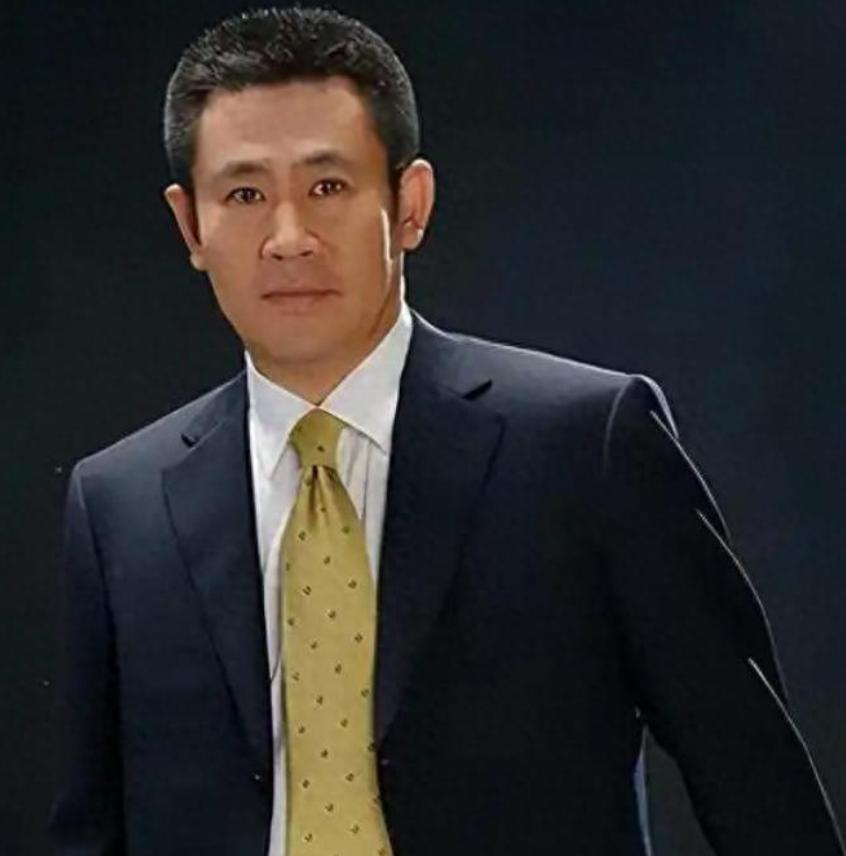 他是几代观众心中守护消费公平的打假主持人，谁料，退休6个月还没享福就去世，一辈子
