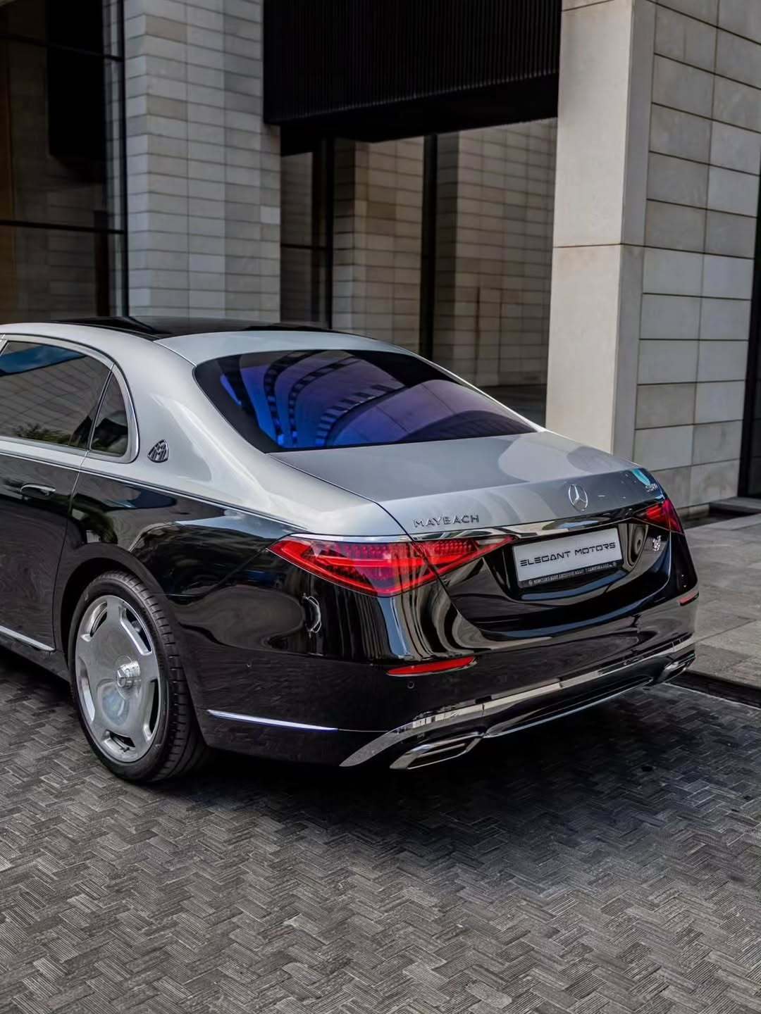 梅赛德斯–MAYBACH S580 