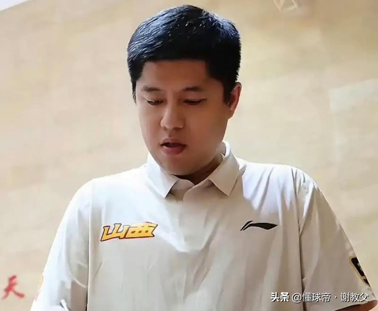 三点理由，山西男篮突然换帅，潘江离任后，杨鸣加盟的呼声很高！
1.山西两个赛季本