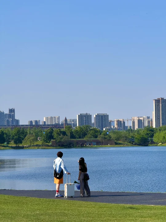 成都.....这里好漂亮...仿佛在看海🌊