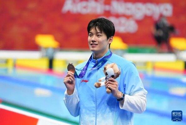 32岁汪顺五战亚运！被小孩姐喊话圈粉，老将坚守最动人
 
本届亚运超温柔的暖心名