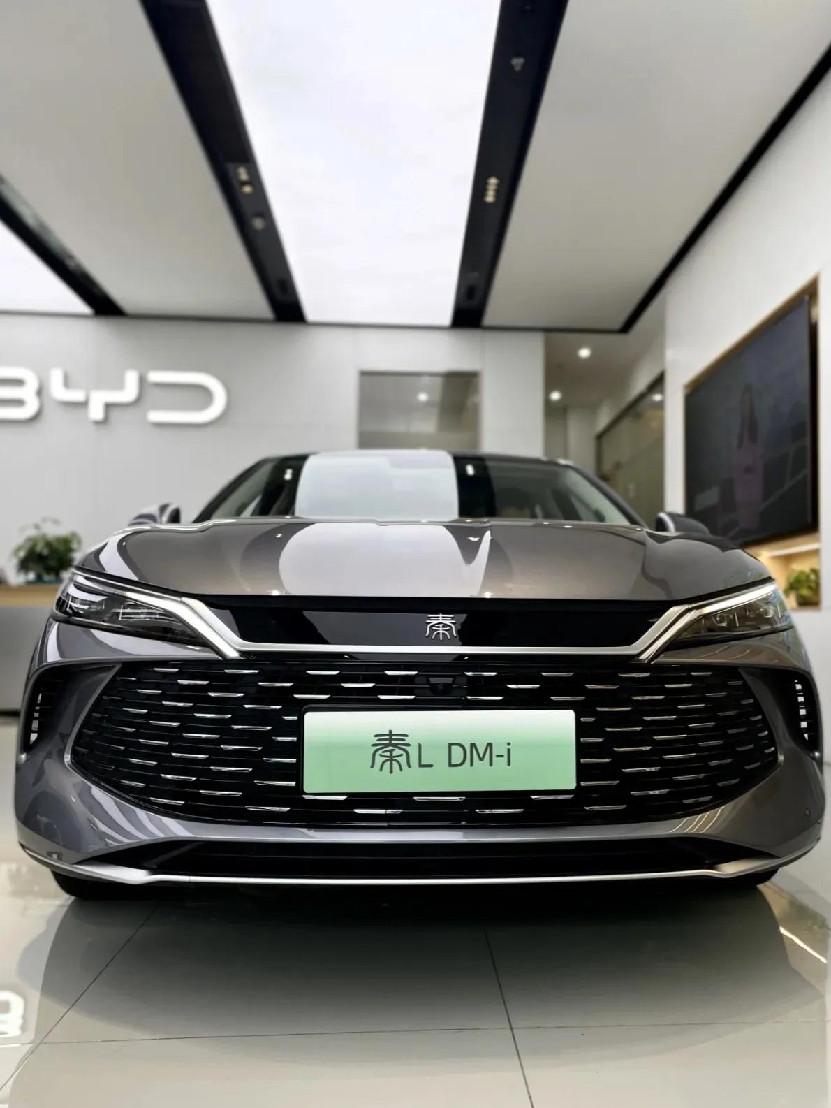 太可怕了，难怪比亚迪不敢公布订单量

据说已经几十万台
据车fans曝料，短短两