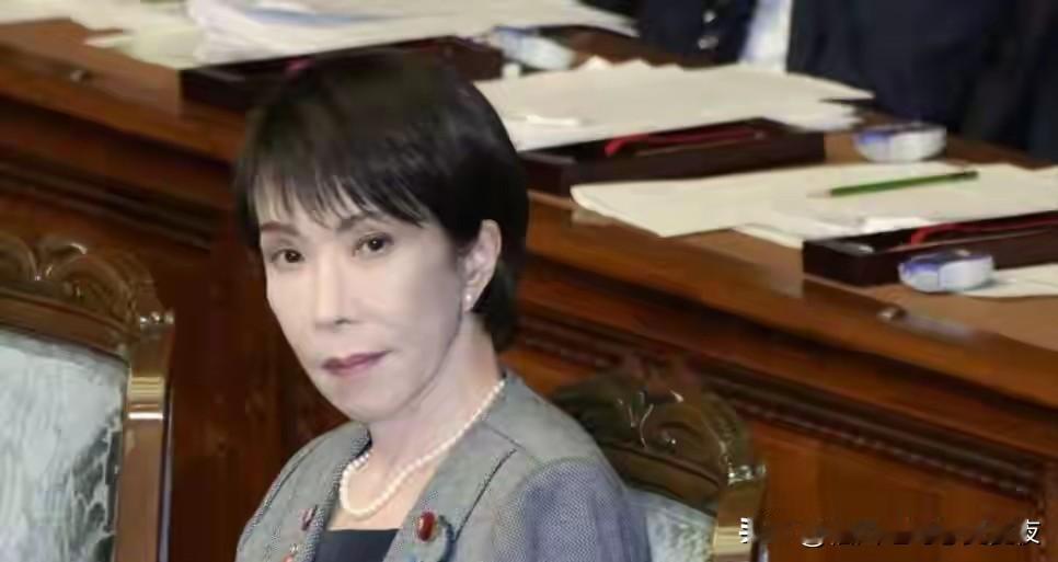 被中俄敲打后，高市没去拜鬼，但做了件比拜鬼更疯狂的事！