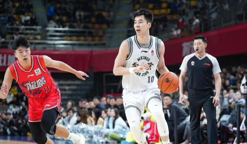 截止目前，2025-2026赛季，CBA本土球员场均得分前十：
 
1. 第一名