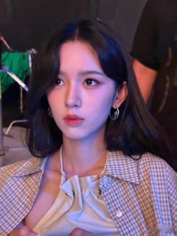 周也翻到了几张库存是在这个秋天给我们带来的惊喜吗？到底还有多少的库存没有放出来呀