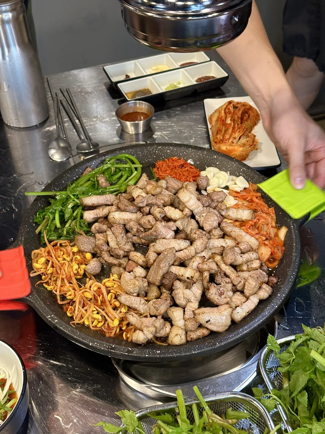 济州岛前两天吃的又来吃的黑猪肉！！