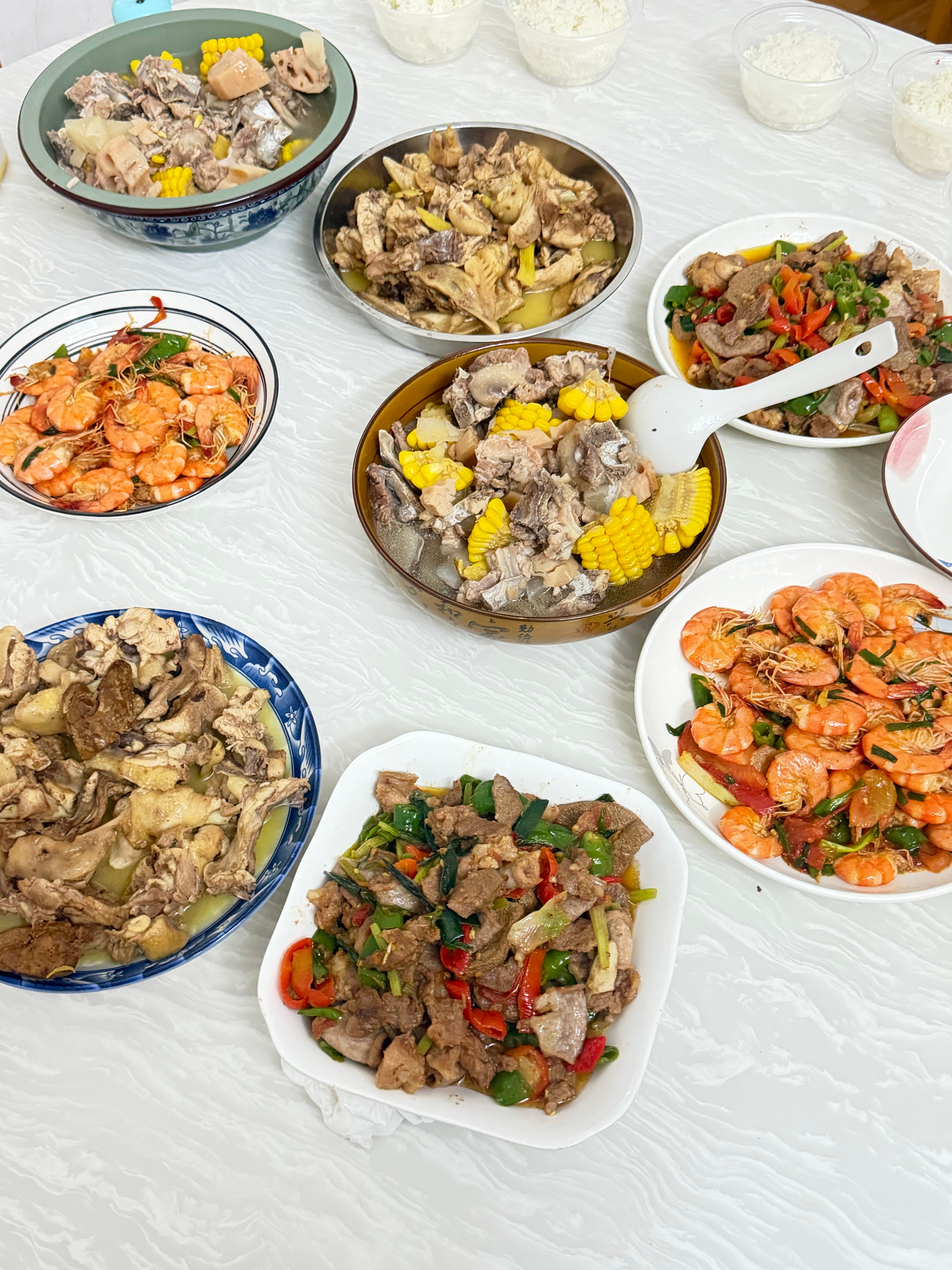 来我家吃饭 