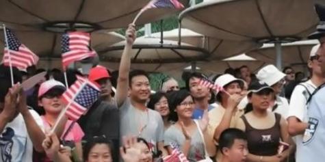 一位美国华人说出扎心真相，戳破无数移民的美梦！
明明是顶尖华人精英，费尽心思远赴
