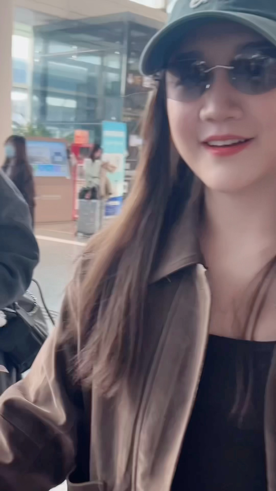 此女就这样宠我今天我将会给所有人好脸色  专栏 · 陈梦专属