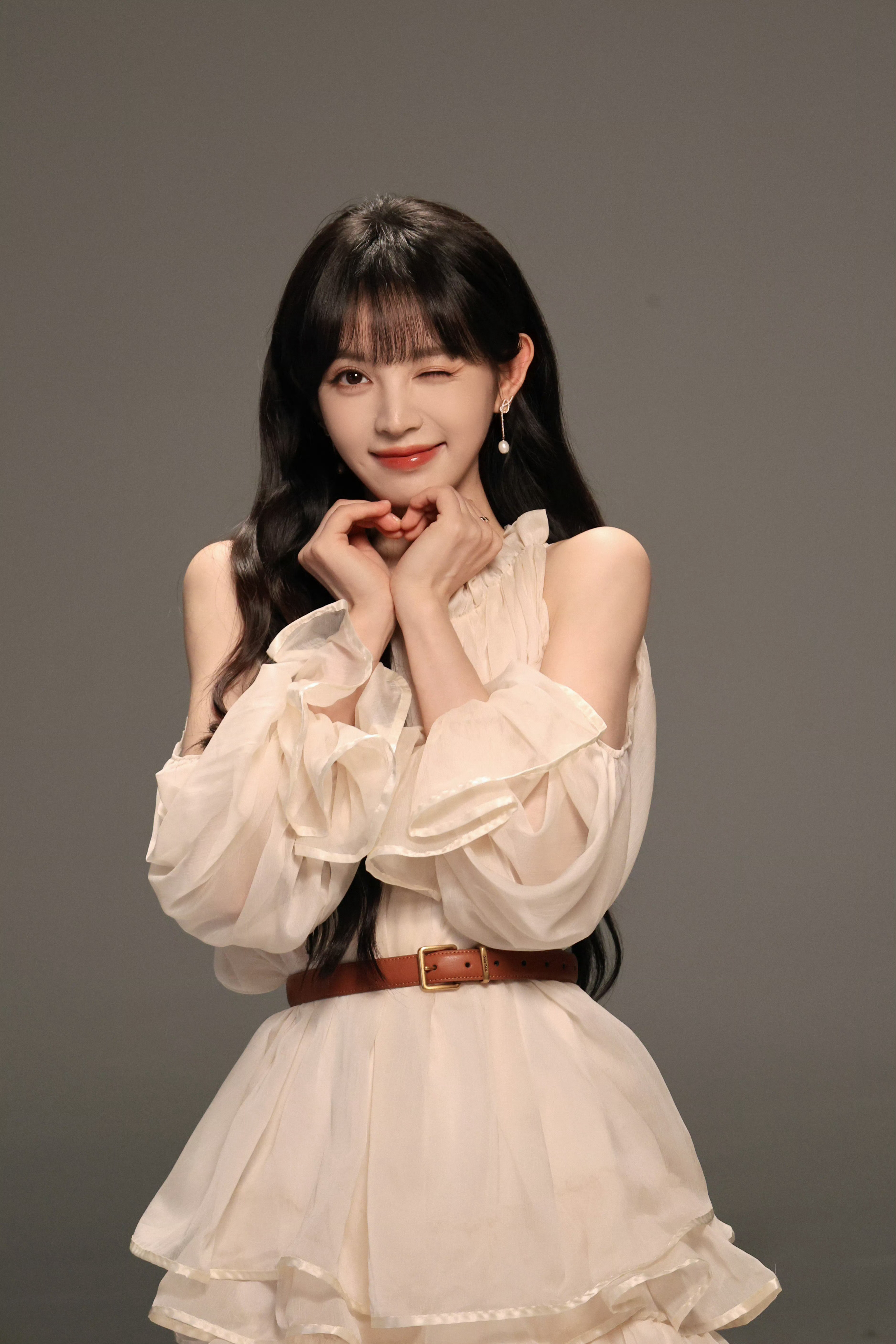 田曦薇明媚小蝴蝶没有对田曦薇不心动的理由💗对田曦薇不心动挑战