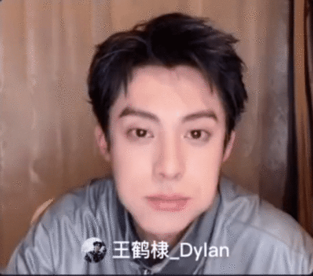 王鹤棣王鹤棣双开门被四开门夹了亲爱的客栈 看完直播只想说：亲爱的客栈没王鹤棣真不