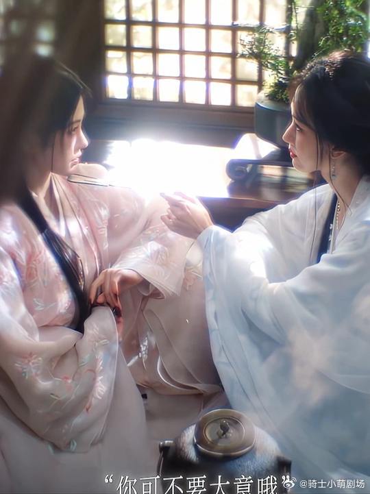 月鳞绮纪嗑完你的嗑你的月鳞绮纪4个人4对cp 四人行随便搭都好嗑，官配、双男主、