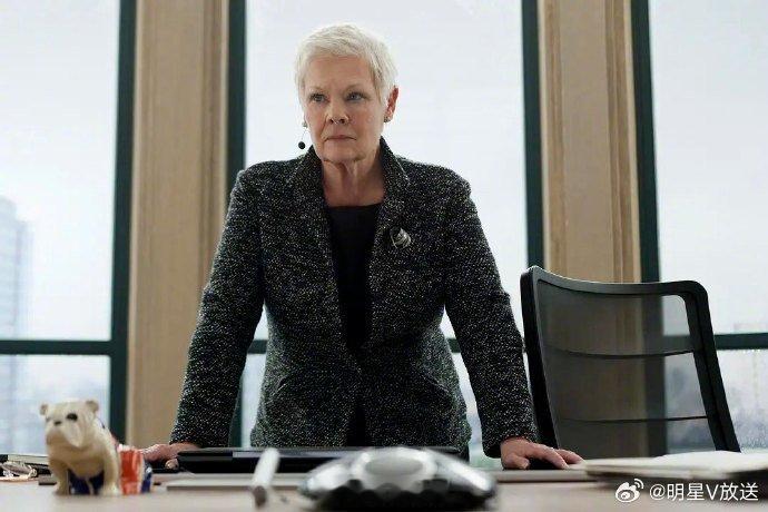 007领导M夫人扮演者已认不出任何人 近日，英国著名女演员朱迪·丹奇公开谈论自己