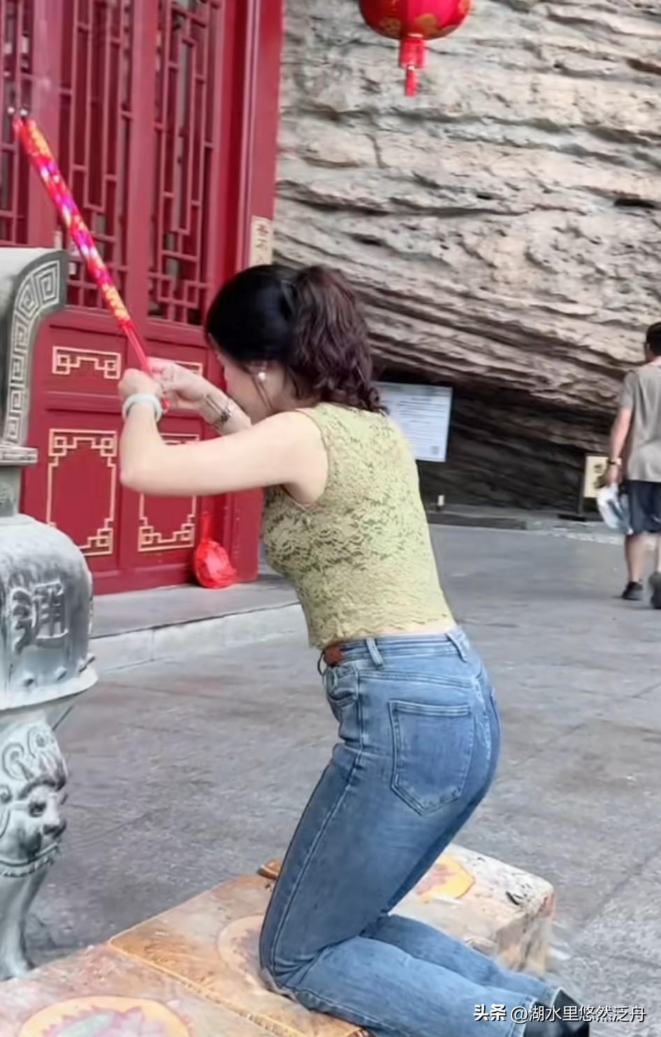 她许的什么愿。