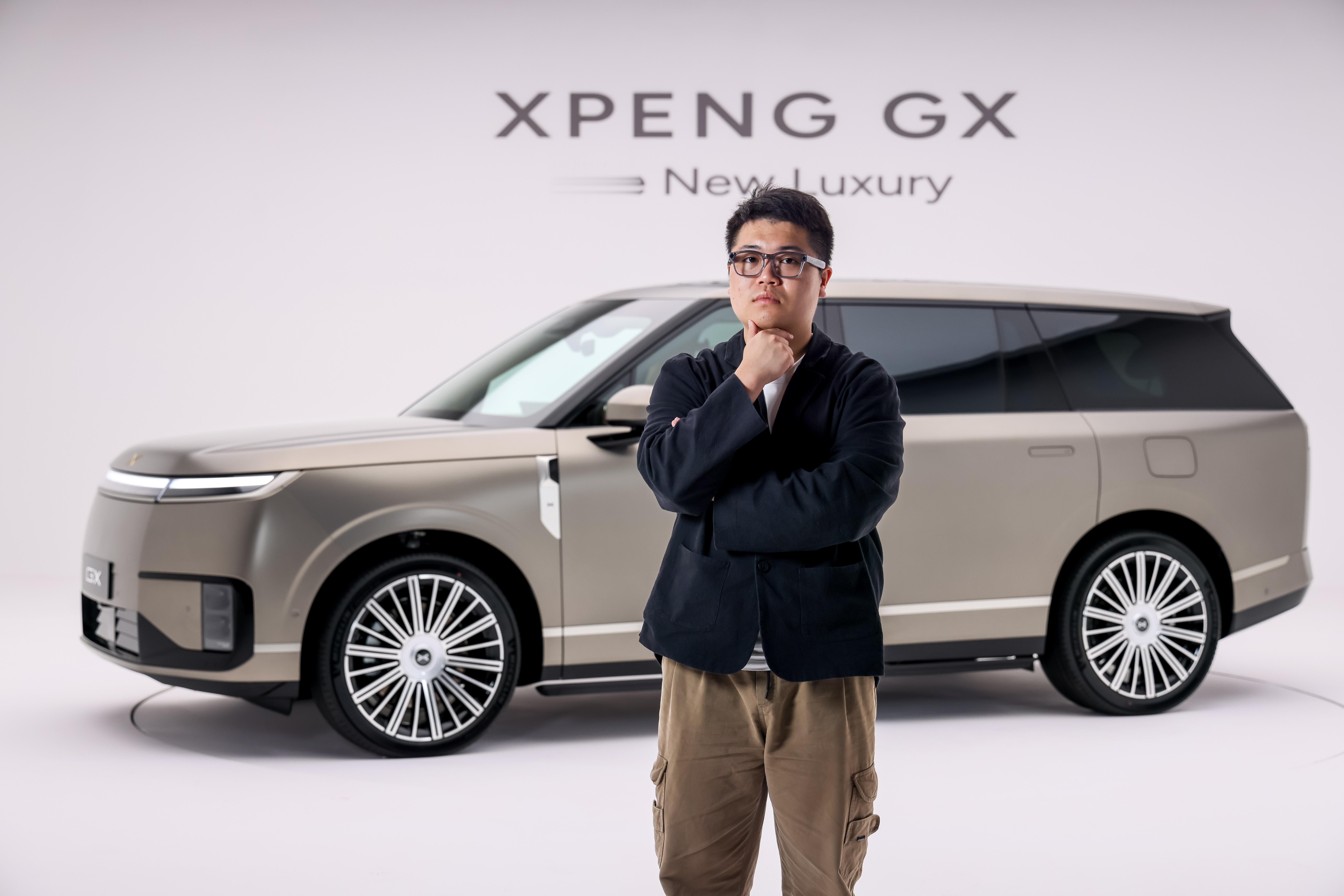 最喜欢静态拍摄了，可以免费拍照📷还拍的很帅，车挺大的很帅，小装一把新科技旗舰小