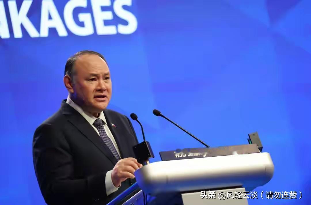 比高市早苗还猖狂，菲律宾防长放狠话，不许解放军做两件事
 
比高市早苗还猖狂，菲