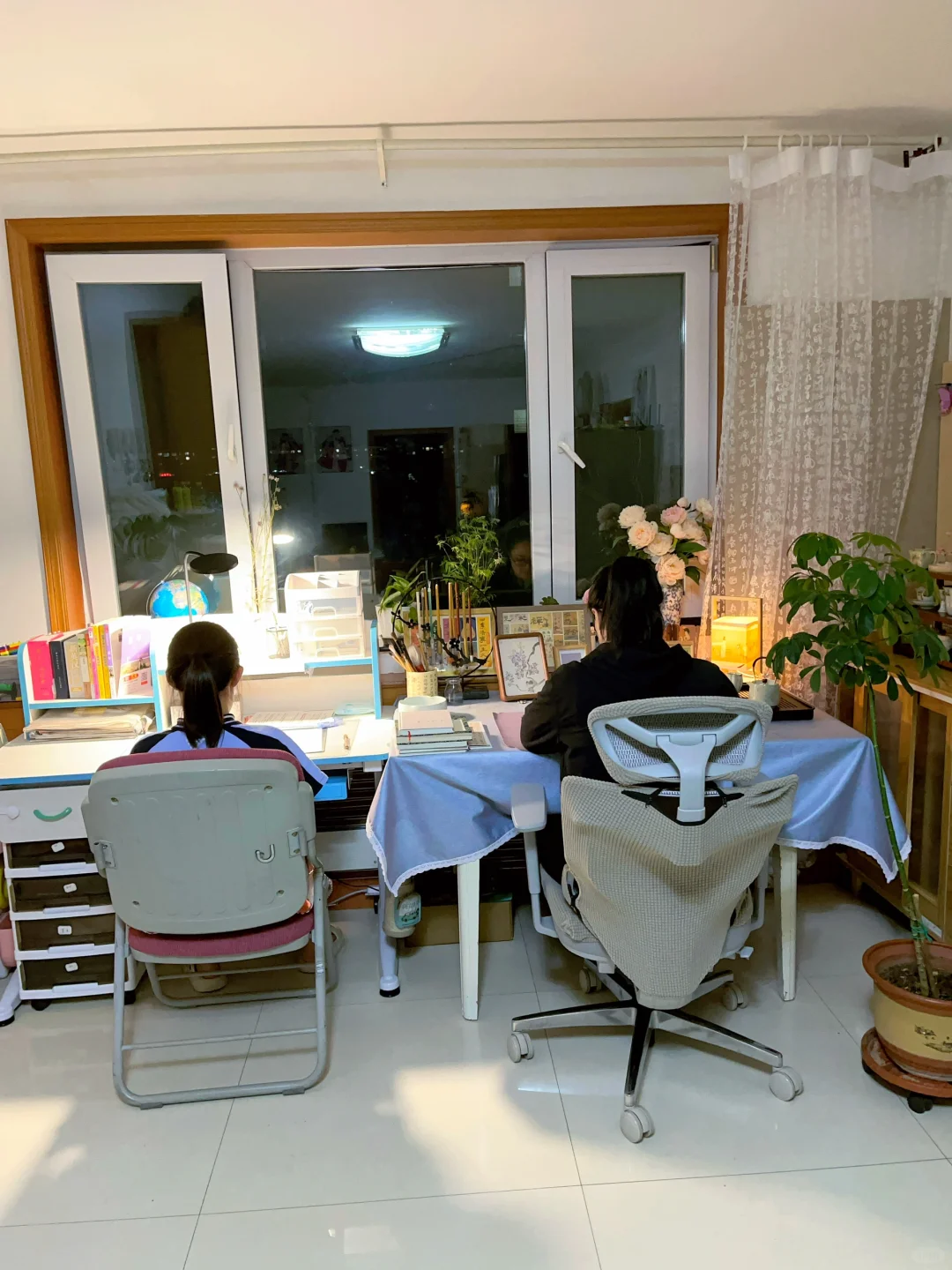 39岁的我和女儿做同桌/妈妈女儿都不许摆烂