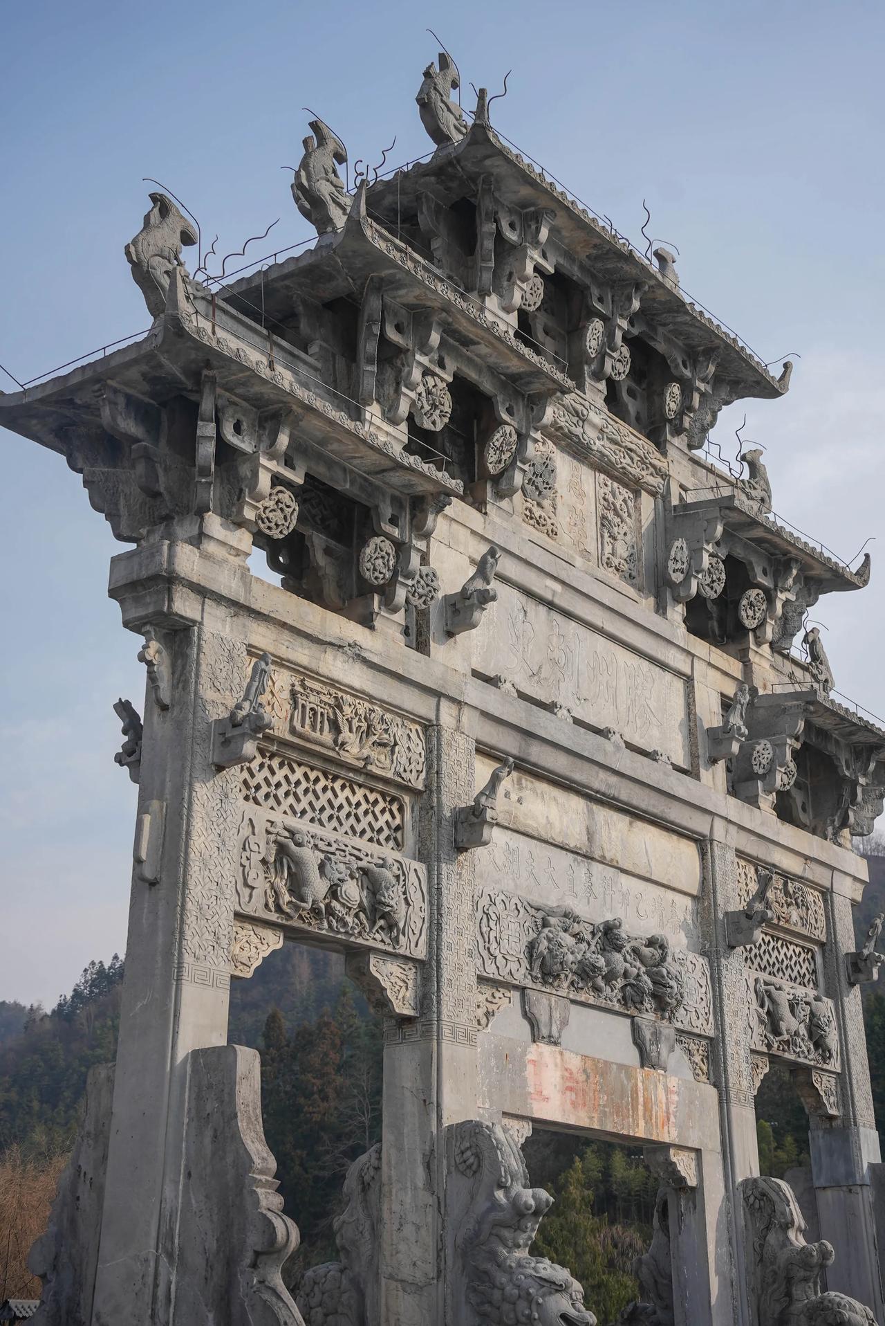 🏯西递 | 历史遗珠，徽风古韵
🥰来啦来啦，西递必须拥有姓名！这座有着千年历