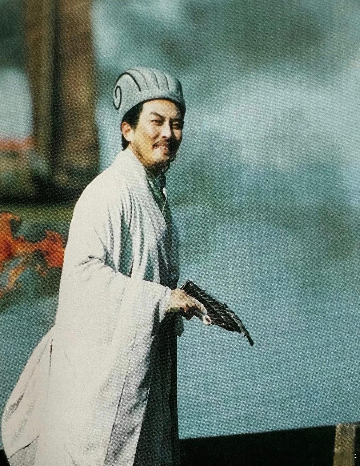 唐国强说刘萧旭是我儿子好好好短剧霸总也是迎来了他的最强军师