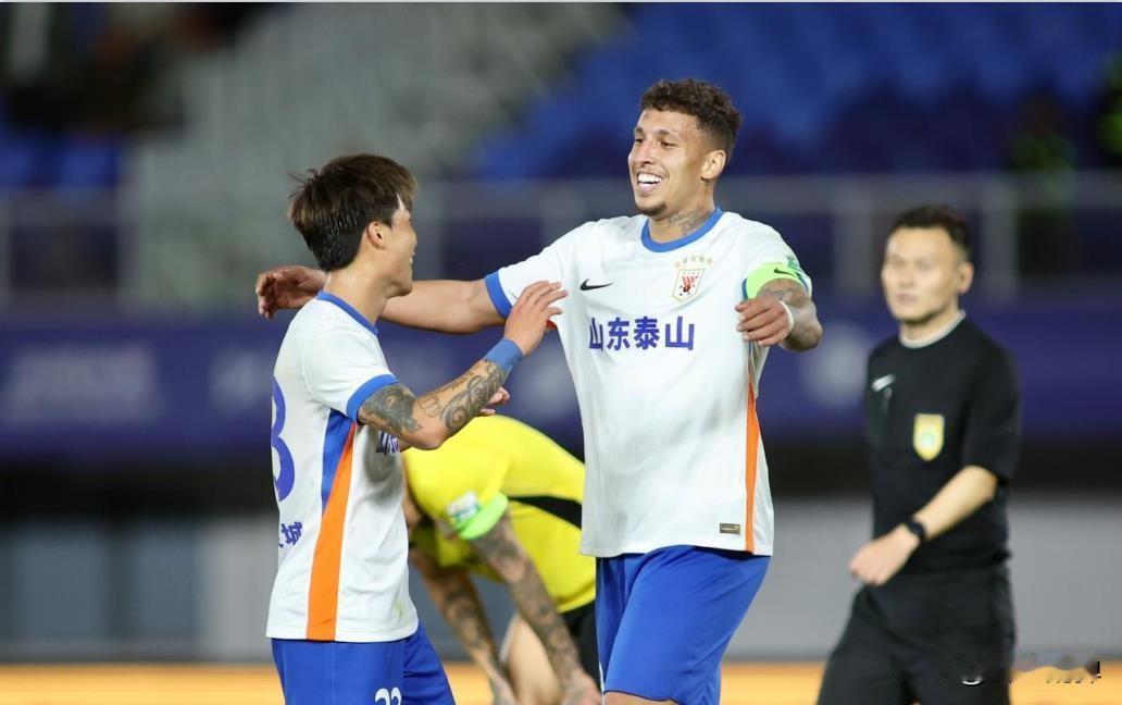 主力归位，小将让位？泰山队“当下与明天”之争，这场球藏着答案