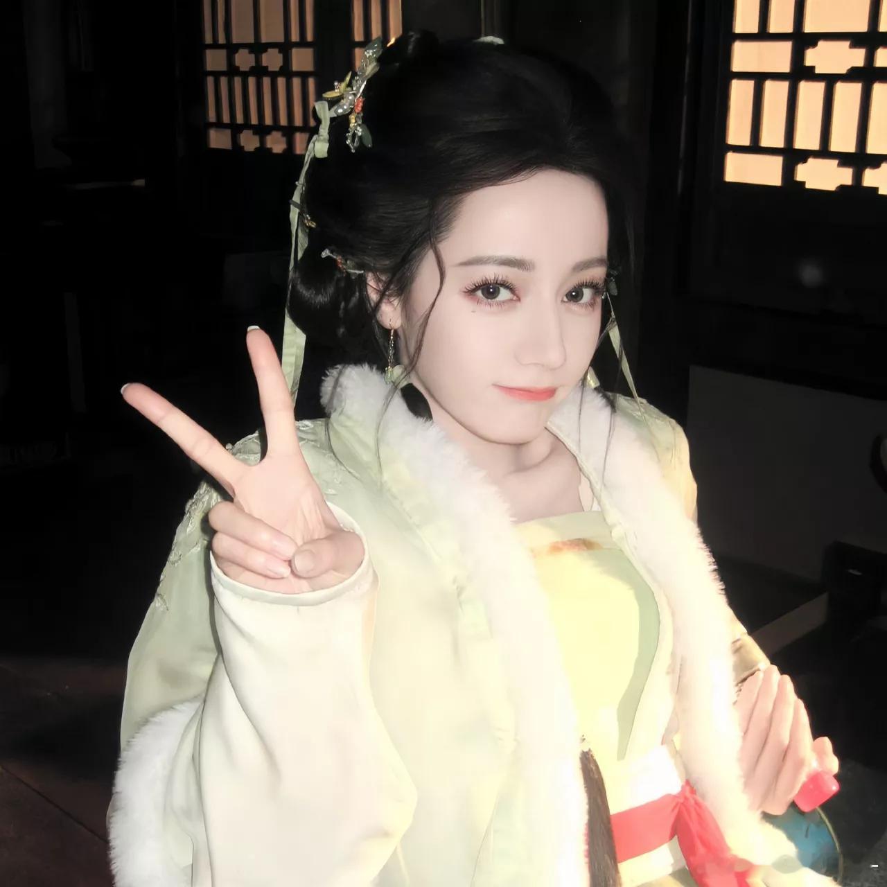 迪丽热巴钰珑 dlrb 迪丽热巴功夫女足 dlrb 迪丽热巴卫蓝你眼中有星海浩渺