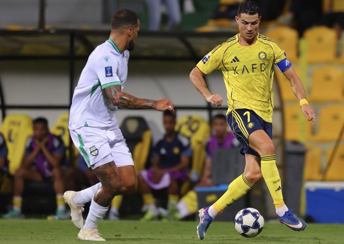 C罗多次错失进球机会+全队评分倒数第一，科曼上演帽子戏法，博尔热斯一射三助，利雅