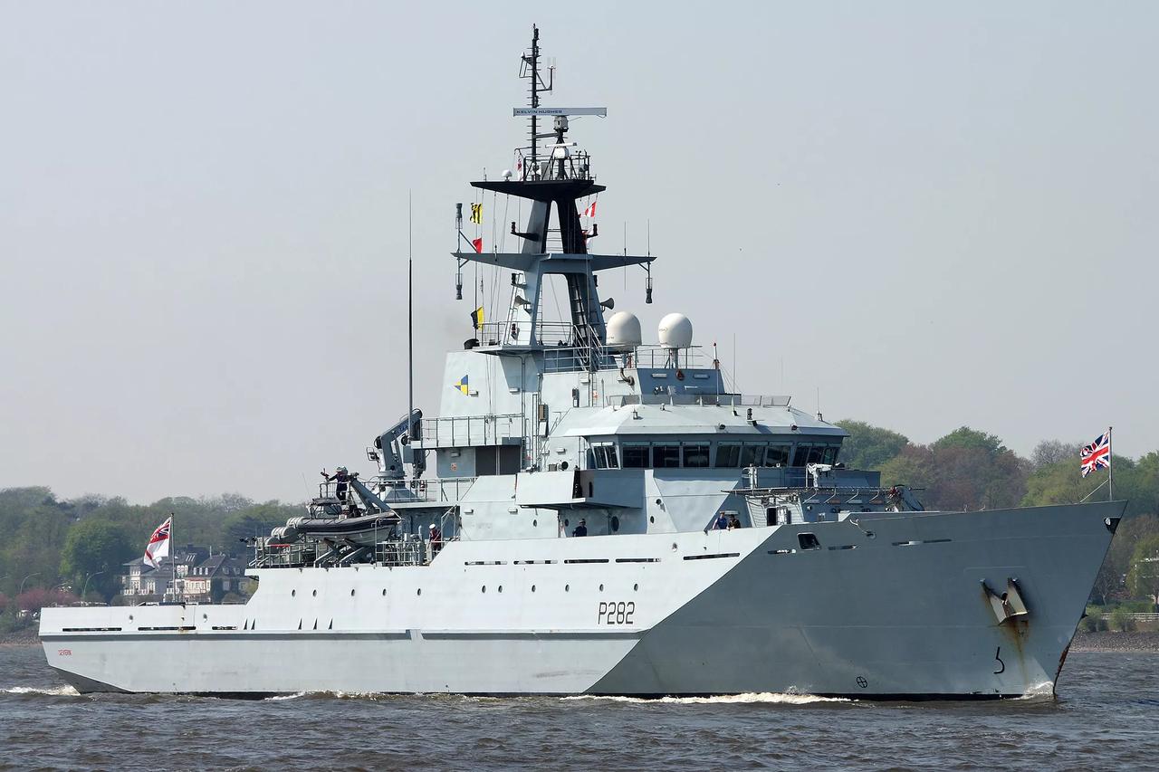 英国“江河”级近海巡逻舰
“江河”级是英国皇家海军为替换老旧舰艇、执行低强度近海