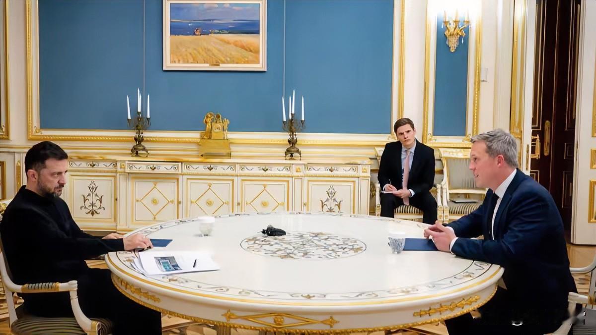 普京对特朗普和平计划的“认可”，会把特朗普置于一个相当尴尬的政治境地。当前围绕“