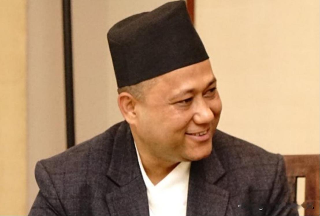 《加德满都邮报》6月9日报道，尼泊尔外长希西尔（Shishir Khanal）结