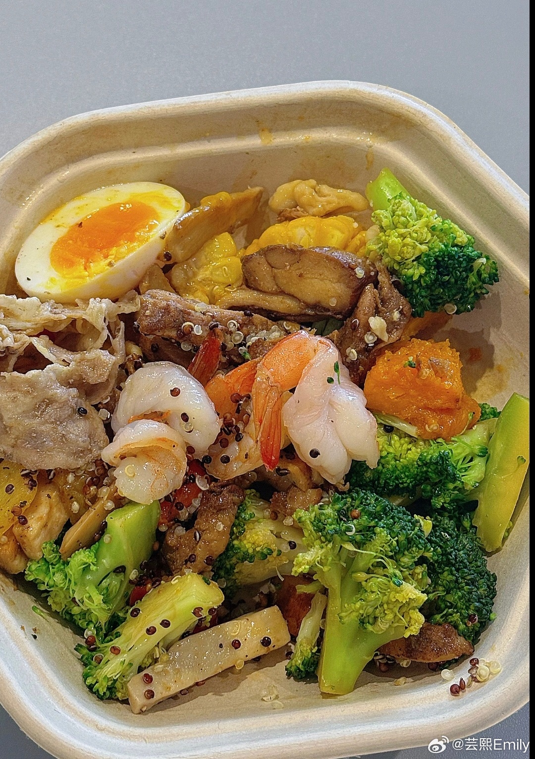 天气太热了，轻食沙拉🥗 