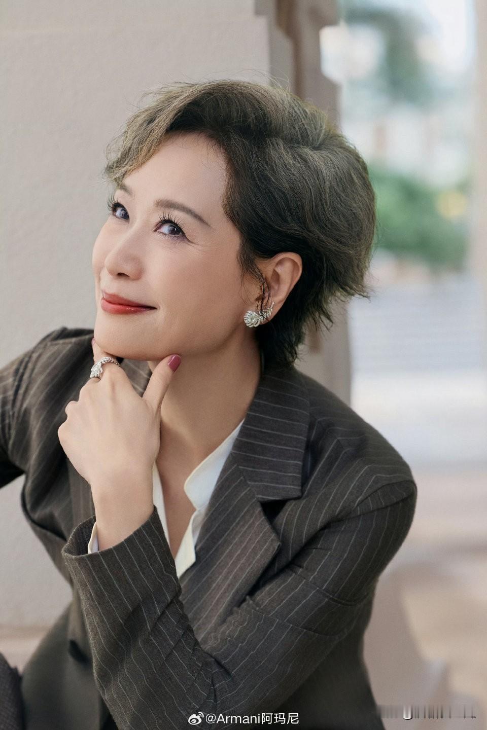 叶童就是不想参加新白娘子传奇演唱会，而新白的粉丝一直很热忱。
叶童4月份的时候就