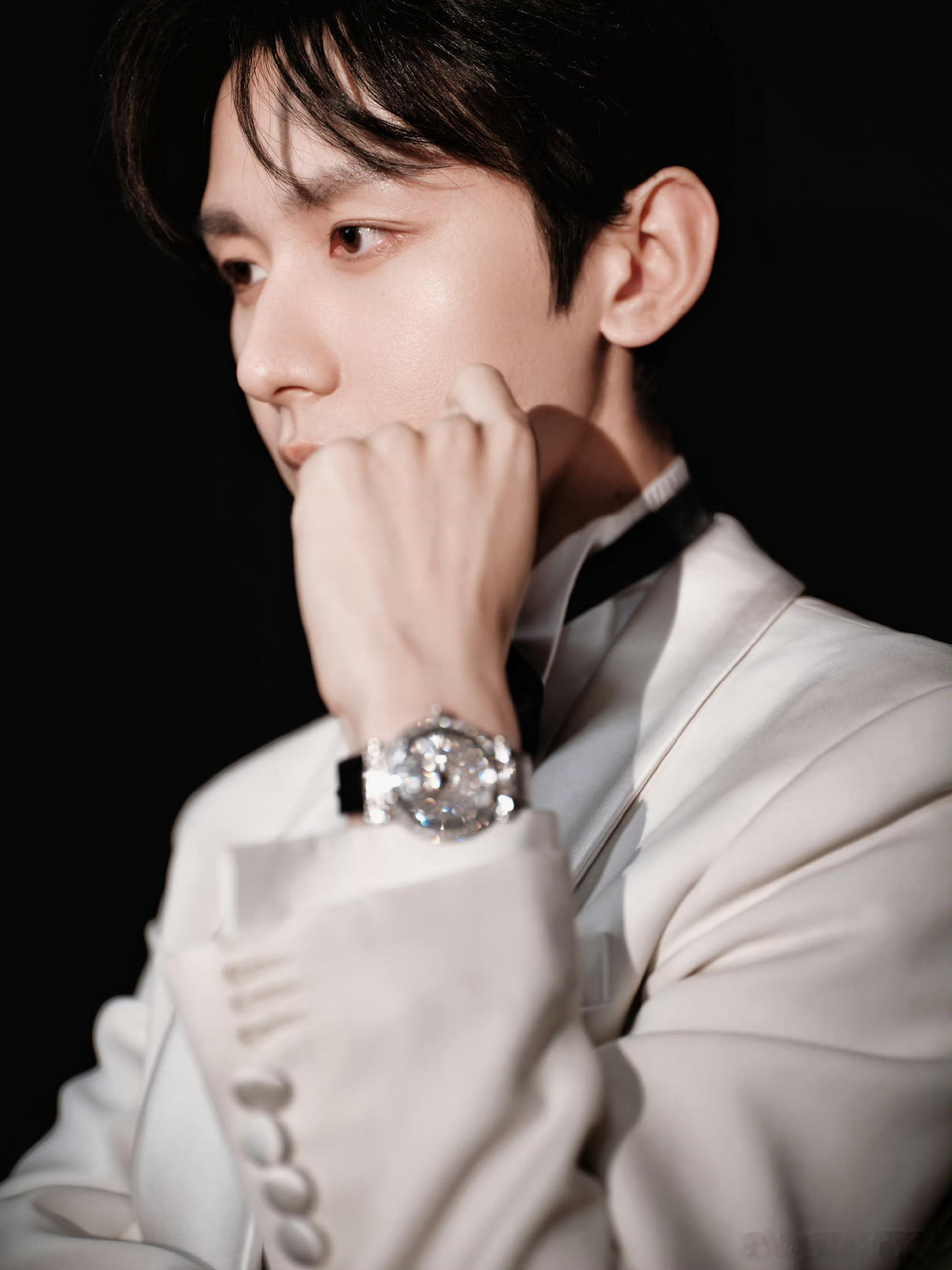 成毅长安二十四计cy成毅谢淮安喜欢成毅，喜欢他纯净澄澈如朗月清风，喜欢他热烈逐梦