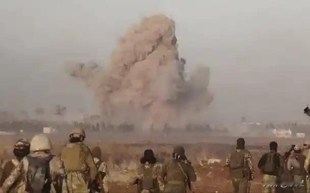 美国官方承认自从美国对伊朗军事行动至今已有400伤亡，其中14人死亡，427人受