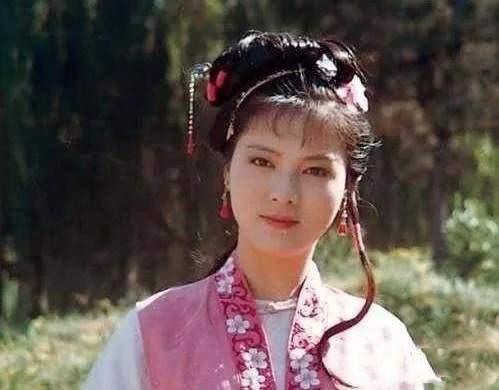 古代通房丫头要穿开裆裤，根本不是什么方便伺候，真相说出来让人脊背发凉 —— 完完
