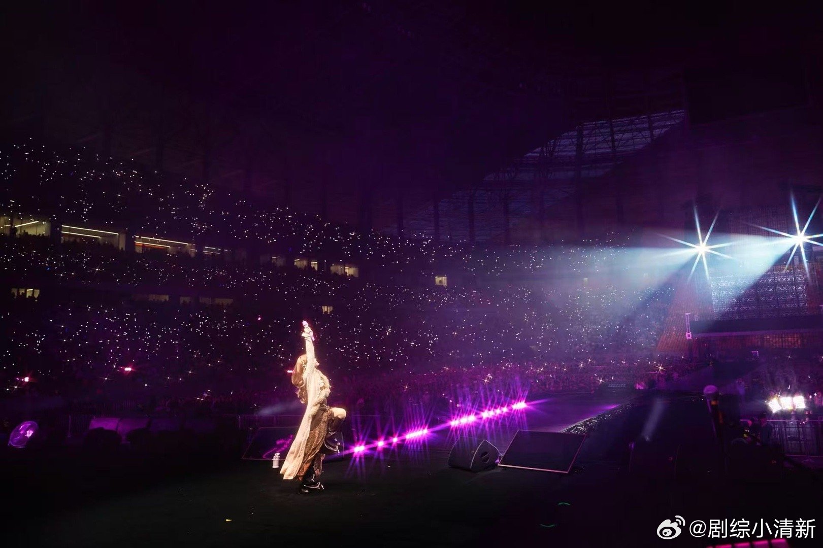 黄霄雲演唱逐玉插曲 惊喜空降！妥妥的OST实力派歌手黄霄雲，这次倾情演绎《逐玉》