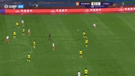 山东泰山4：0青岛西海岸，重新认识这4人

1，克雷桑

被崔康熙板凳上晾了一轮