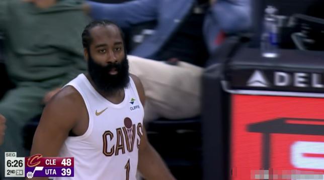 骑士球星莫布里真是太会夸哈登了！在今天骑士客场以122：113战胜爵士的赛后采访